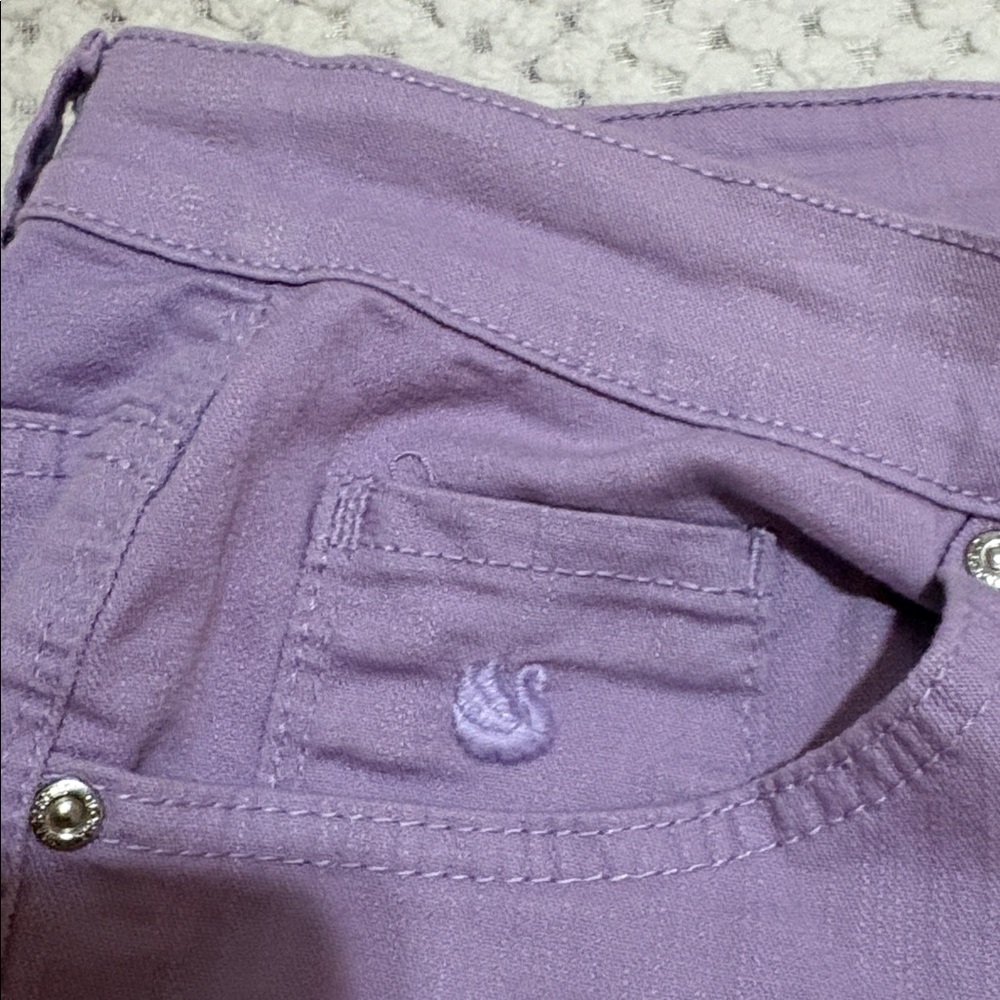 Gloria Vanderbilt Lavender Amanda Pants - Picture 3 of 10